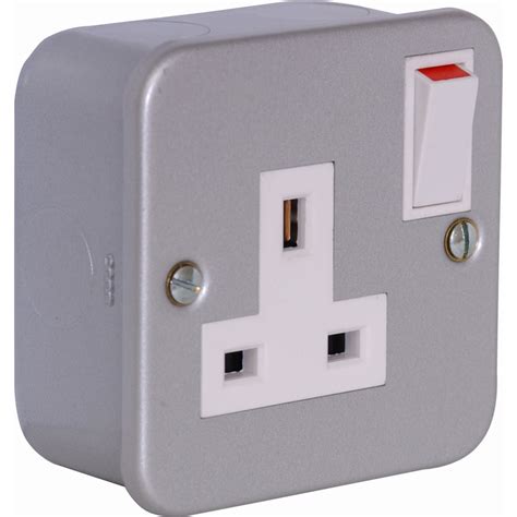 metal clad switch socket